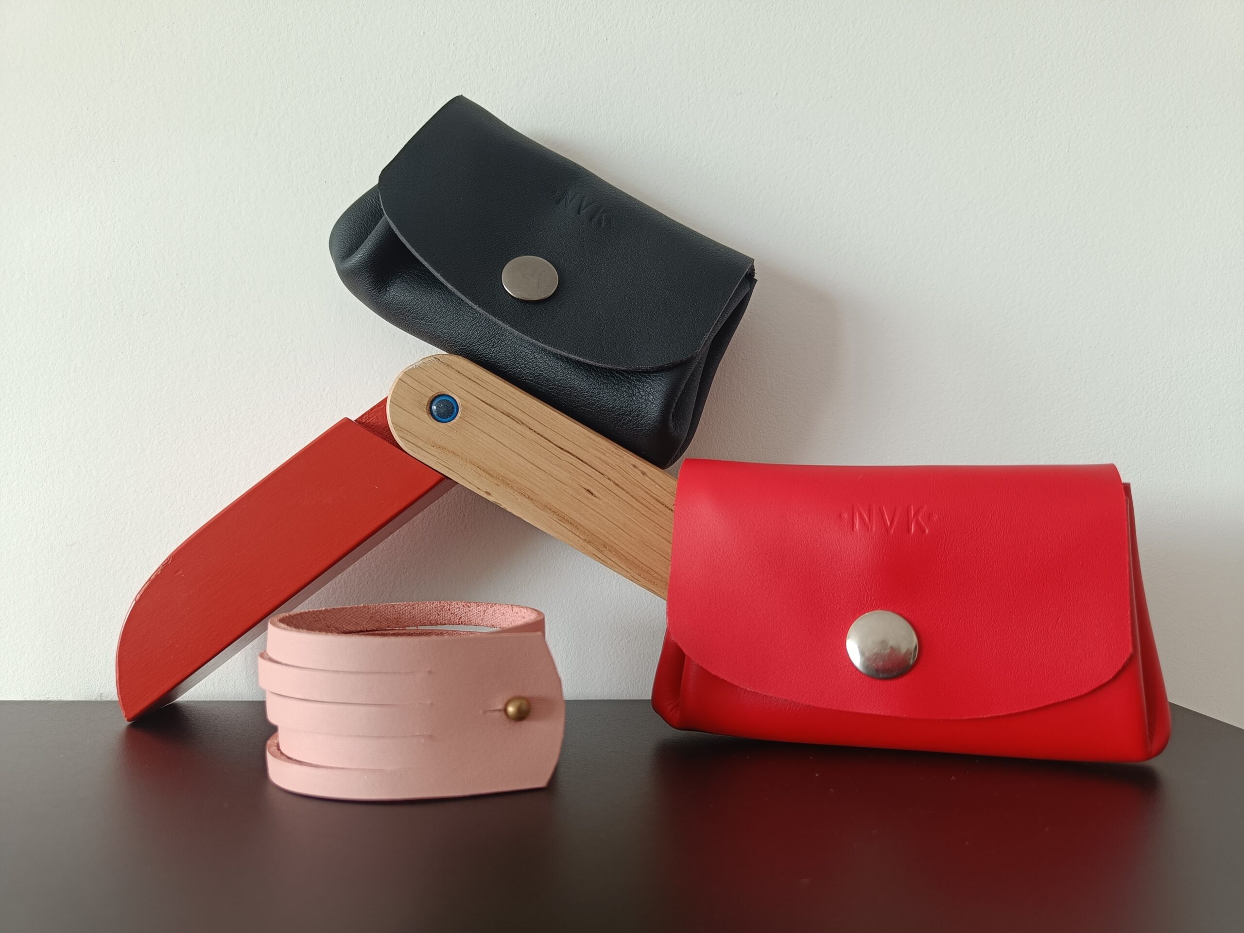 Accessoires en cuir upcyclé Nova Koria fabriqués à la main en France